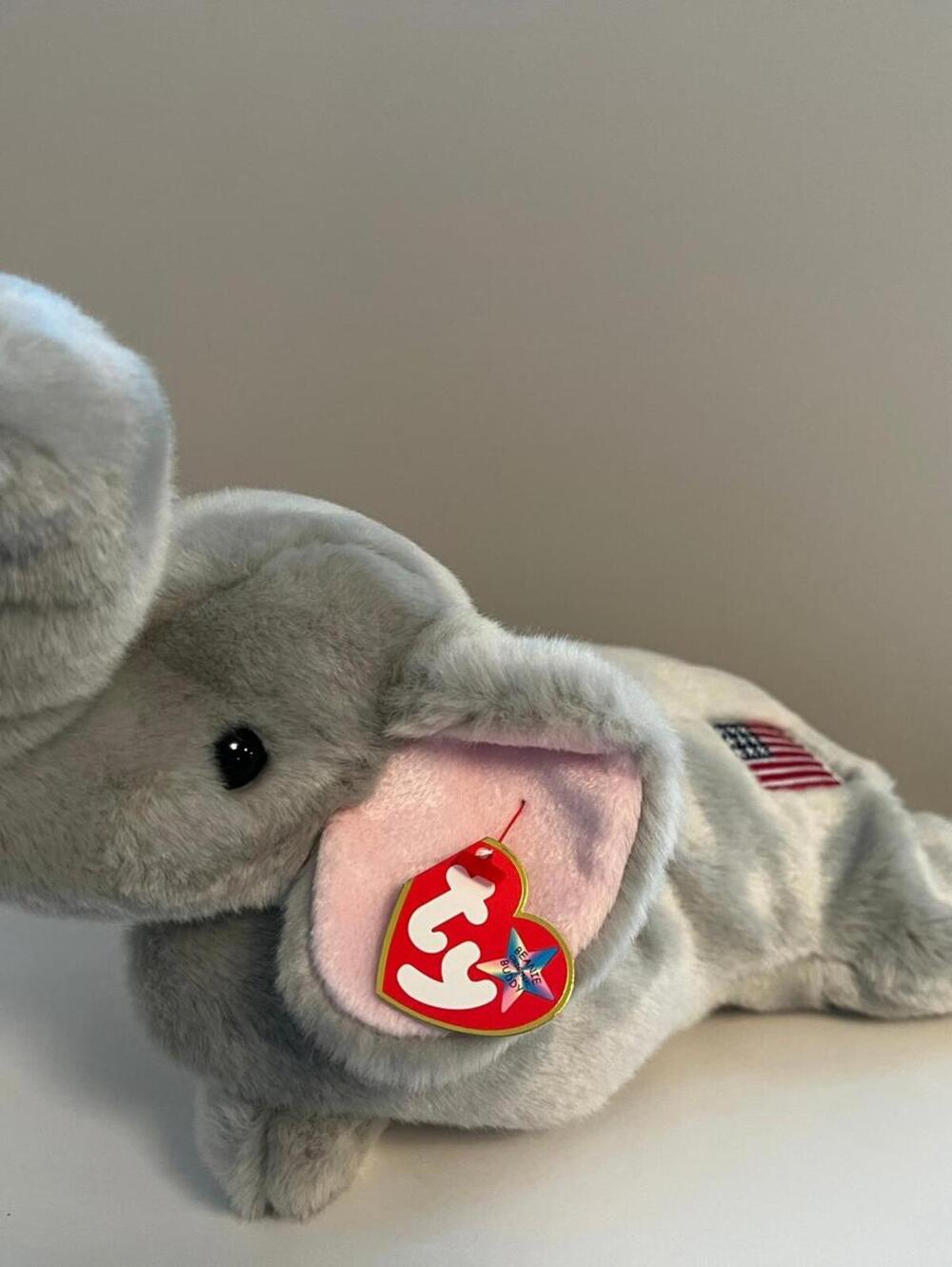 Ty Beanie Buddy “Righty” the Patriotic Elephant (15 inch)
